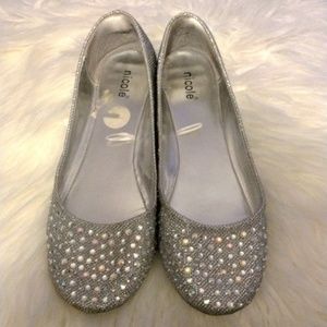 Nicole Silver Rhinestone Ballet Flats Size 10